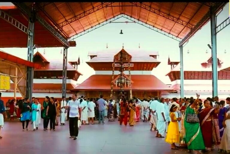 Guruvayur-Temple-Guruvayur-Kerala